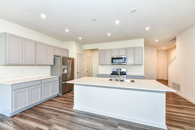 Building Photo - 13533 Dewpoint Ln