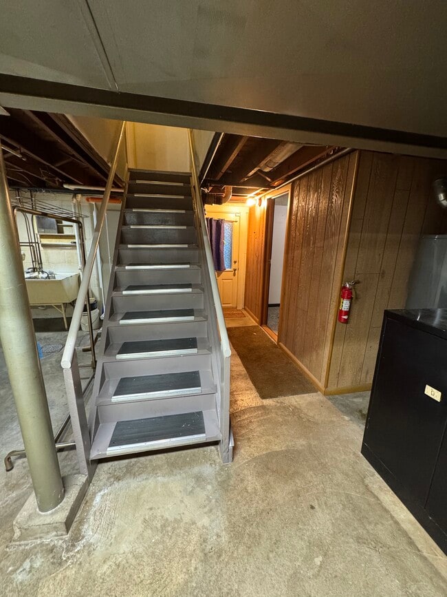Building Photo - 3539 Sedler St