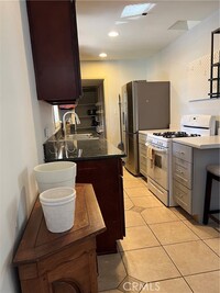 Building Photo - 2244 Royal Oaks Dr