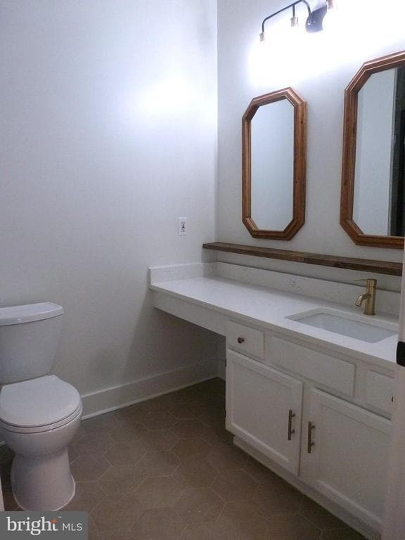 Building Photo - 1708 Lake Shore Crest Dr