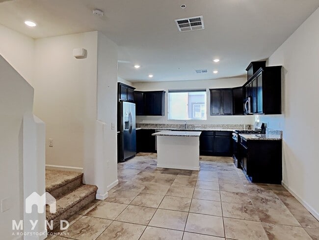 Building Photo - 2988 Silver River Ln