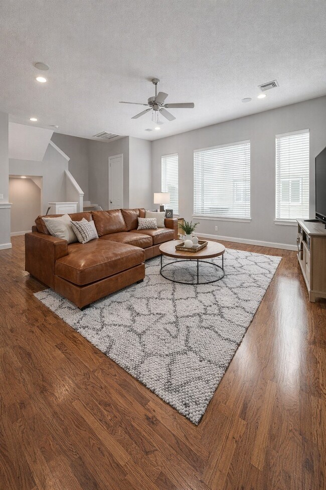 Building Photo - 1144 Patterson St