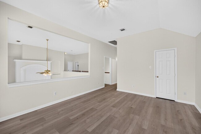 Building Photo - 1727 Emma Cove Ct