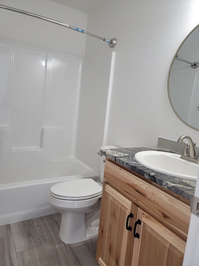 Building Photo - 914 Concerto Lane