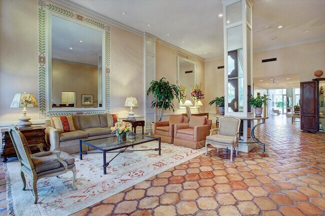 Building Photo - 3711 San Felipe St