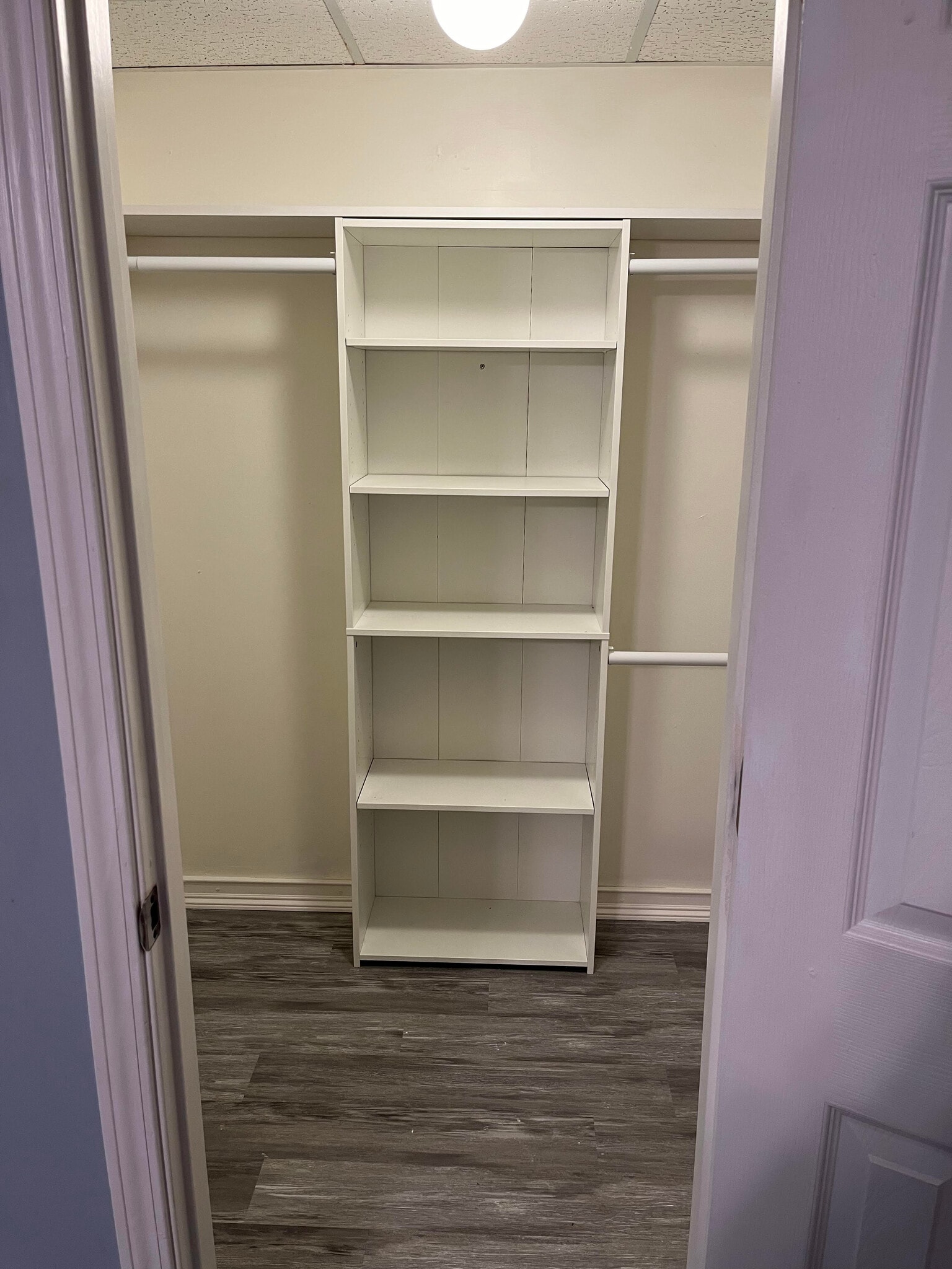 Closet - 2013 Addison Rd NE