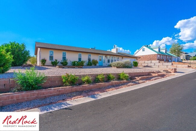 Building Photo - Bright & Spacious 3-Bedroom Home in Washin...