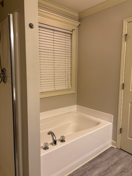 Building Photo - 2224 Stepping Stone Dr