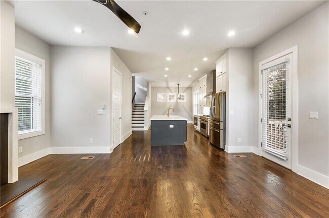 Building Photo - 1819 Huntington Hills Ln NW