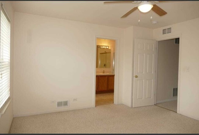 Building Photo - 2486 Georgetown Cir