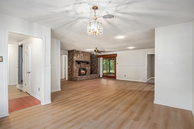 Primary Photo - 5220 Wosley Dr