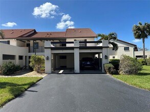 Building Photo - 760 Avenida Estancias