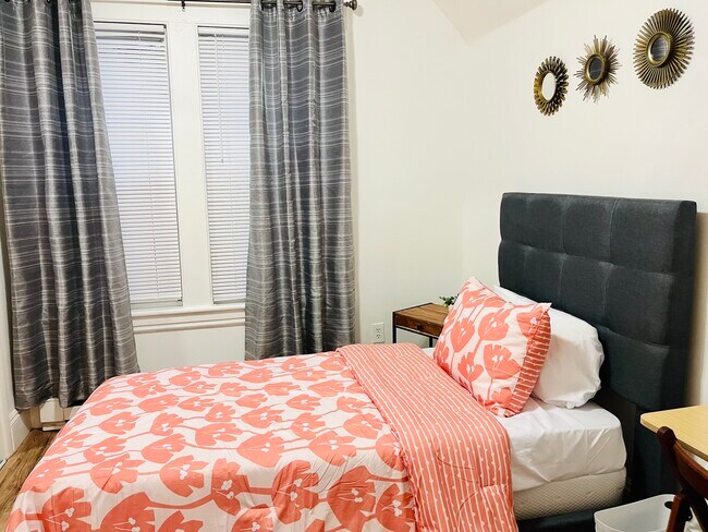 Building Photo - Brooklawn