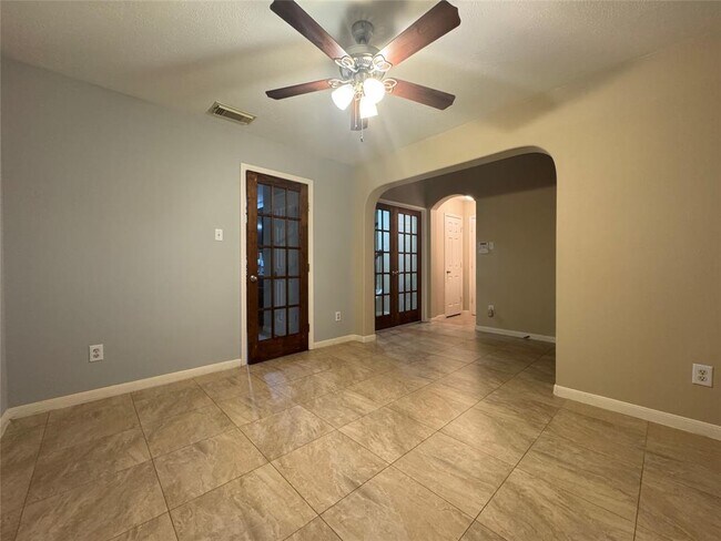 Building Photo - 2515 Ember Canyon Ln