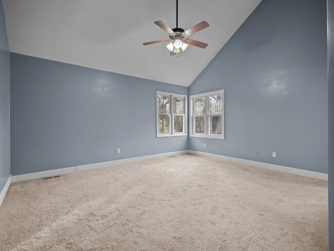 Building Photo - 705 Riva Ridge Rd