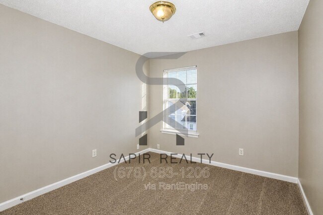 Building Photo - 5868 Amerson Ln