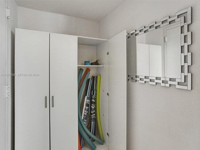 Building Photo - 17555 Atlantic Blvd