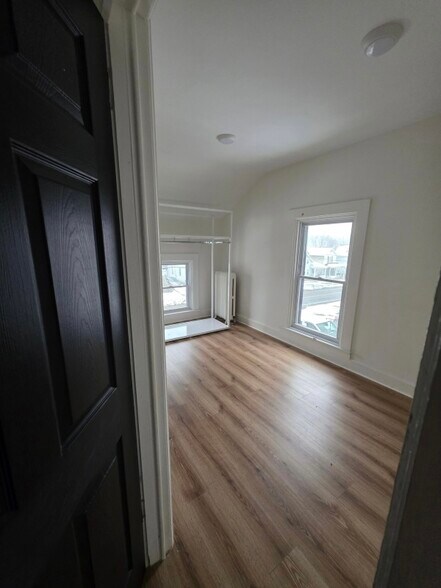 Building Photo - 115 Prospect St