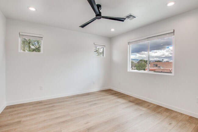Building Photo - 6665 East Calle Alegria