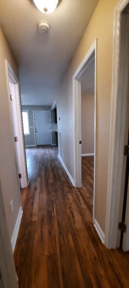 Building Photo - 3216 Torbett St