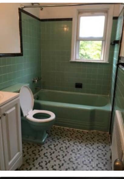 Bathroom - 26 Beechwood Ave