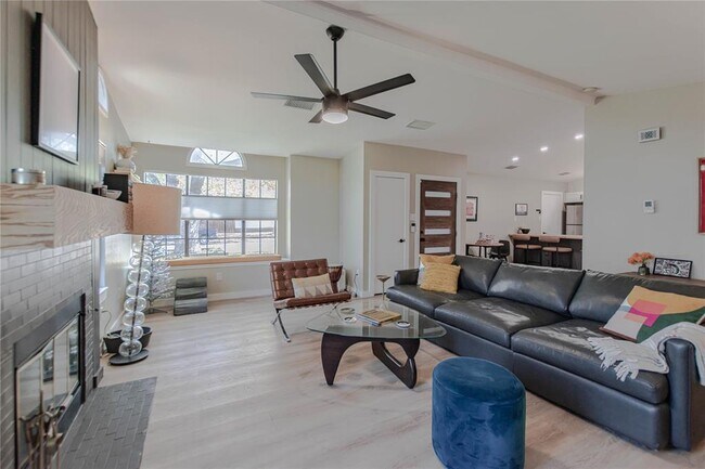 Building Photo - 1622 Cattle Trail