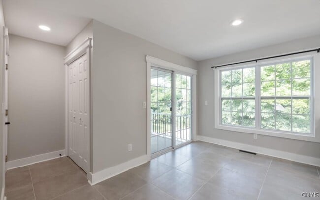 Building Photo - 116 Festa Fairway Ln