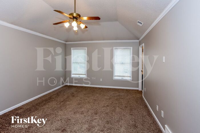 Building Photo - 8870 Cherrywood Cove