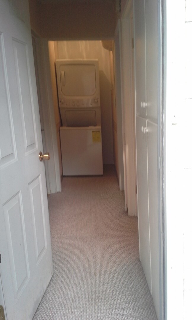 Building Photo - 16th St Duplex