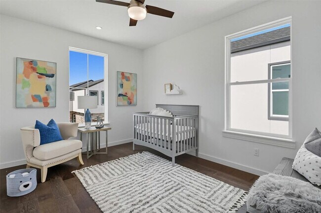 Building Photo - 2909 El Fenice Ln