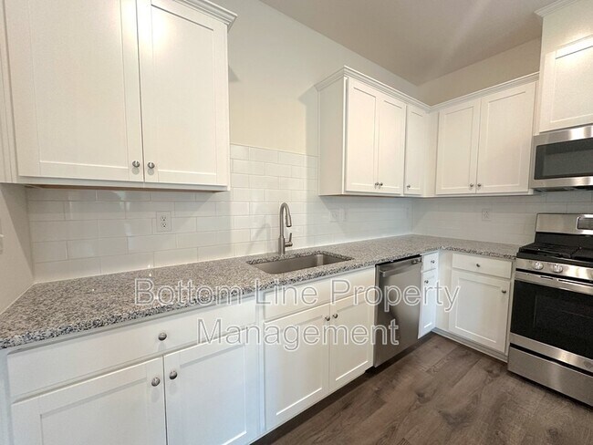 Building Photo - 2773 Yeager Dr NW