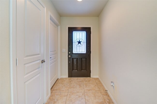 Building Photo - 2922 Coral Berry Ct