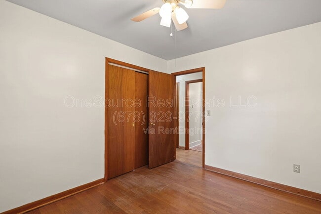 Building Photo - 1024 Hambrick Rd