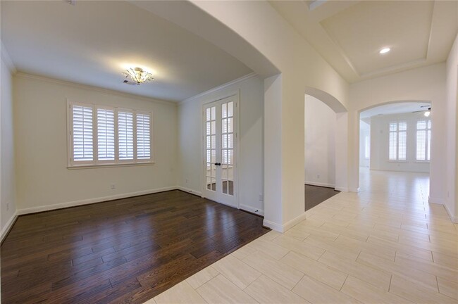 Building Photo - 25642 Luna Vista Dr
