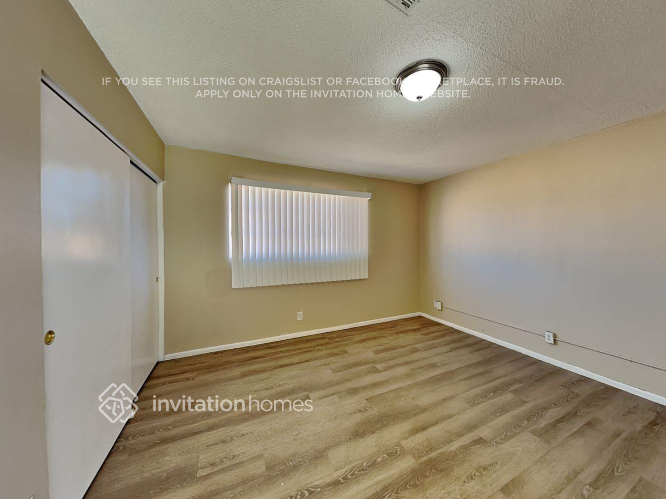 Building Photo - 3409 W Poinsettia Dr