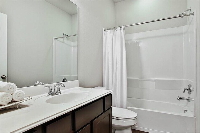 Building Photo - 50 Woodland Hills Dr