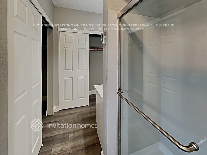 Building Photo - 3146 El Tejon Rd