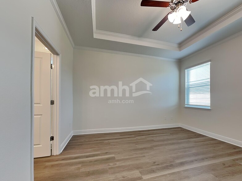Building Photo - 1244 Heavenly Dr