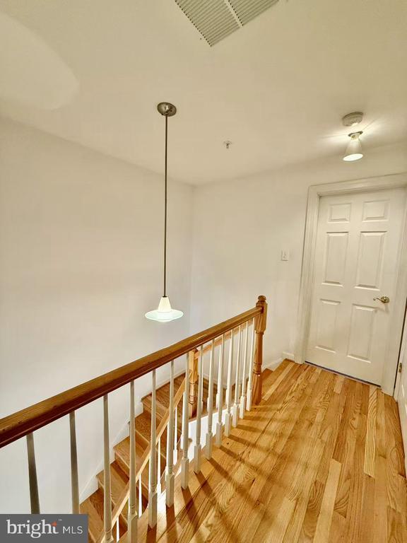 Building Photo - 13772 Lambertina Pl