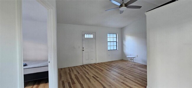 Building Photo - 15012 Colley Dr