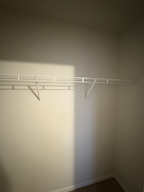 Building Photo - 407 Lakemont Dr