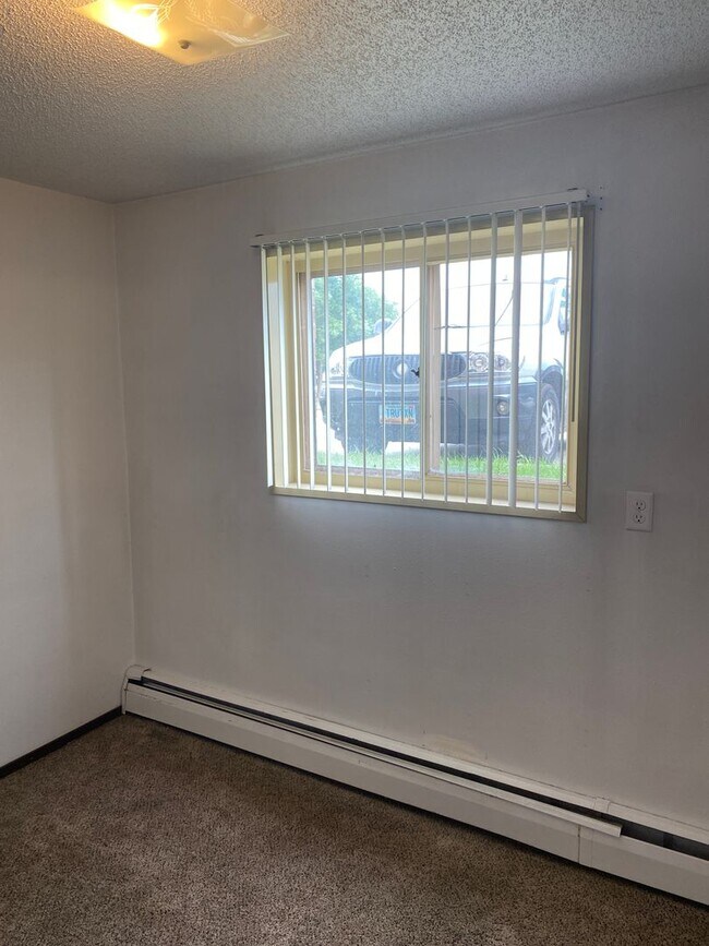 Building Photo - 55 1st St N