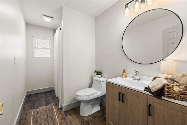 Building Photo - 9121 Potomac Dr