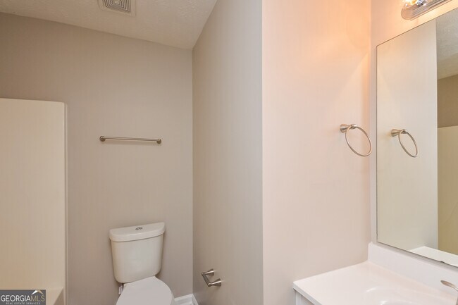 Building Photo - 129 Tillman Ct