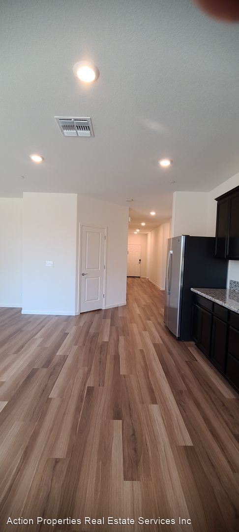 Building Photo - 4 br, 2 bath House - 7128 Driftway Loop