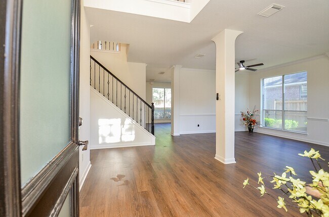 Building Photo - 18106 Rileybrook Cir