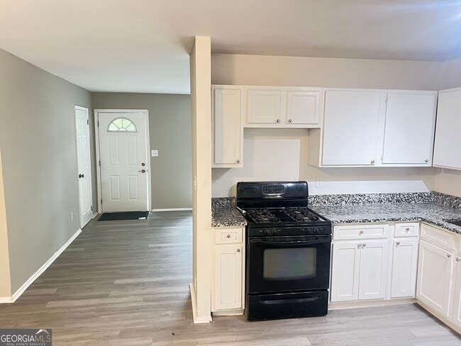 Building Photo - 1259 Pineglen Dr