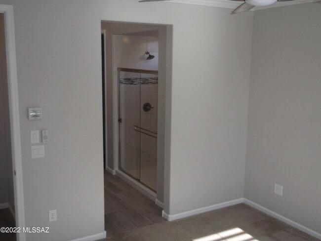 Building Photo - 61123 E Flint Dr