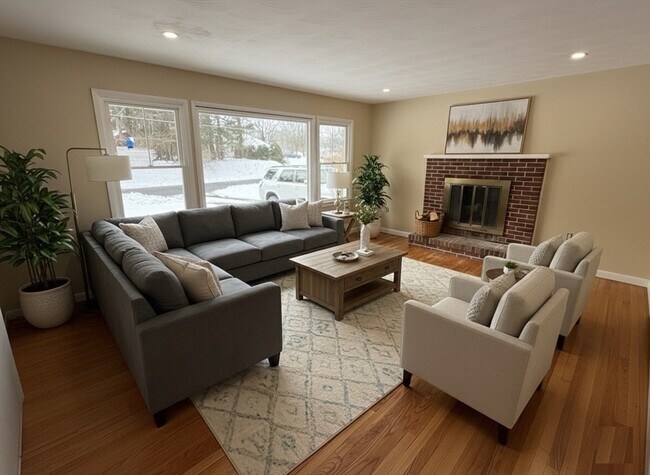 Building Photo - 6 Highland Cir