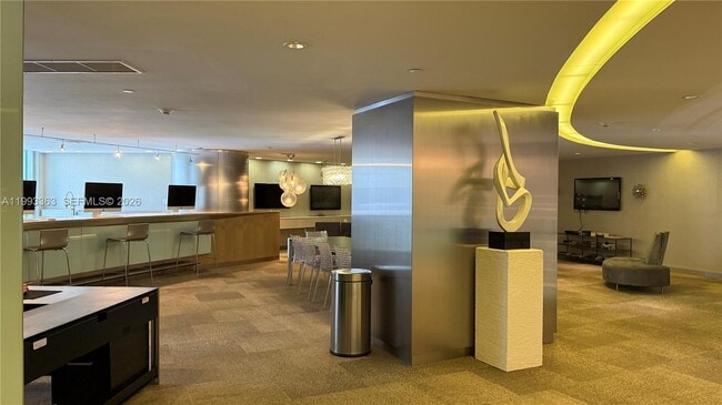 Building Photo - 92 SW 3rd St